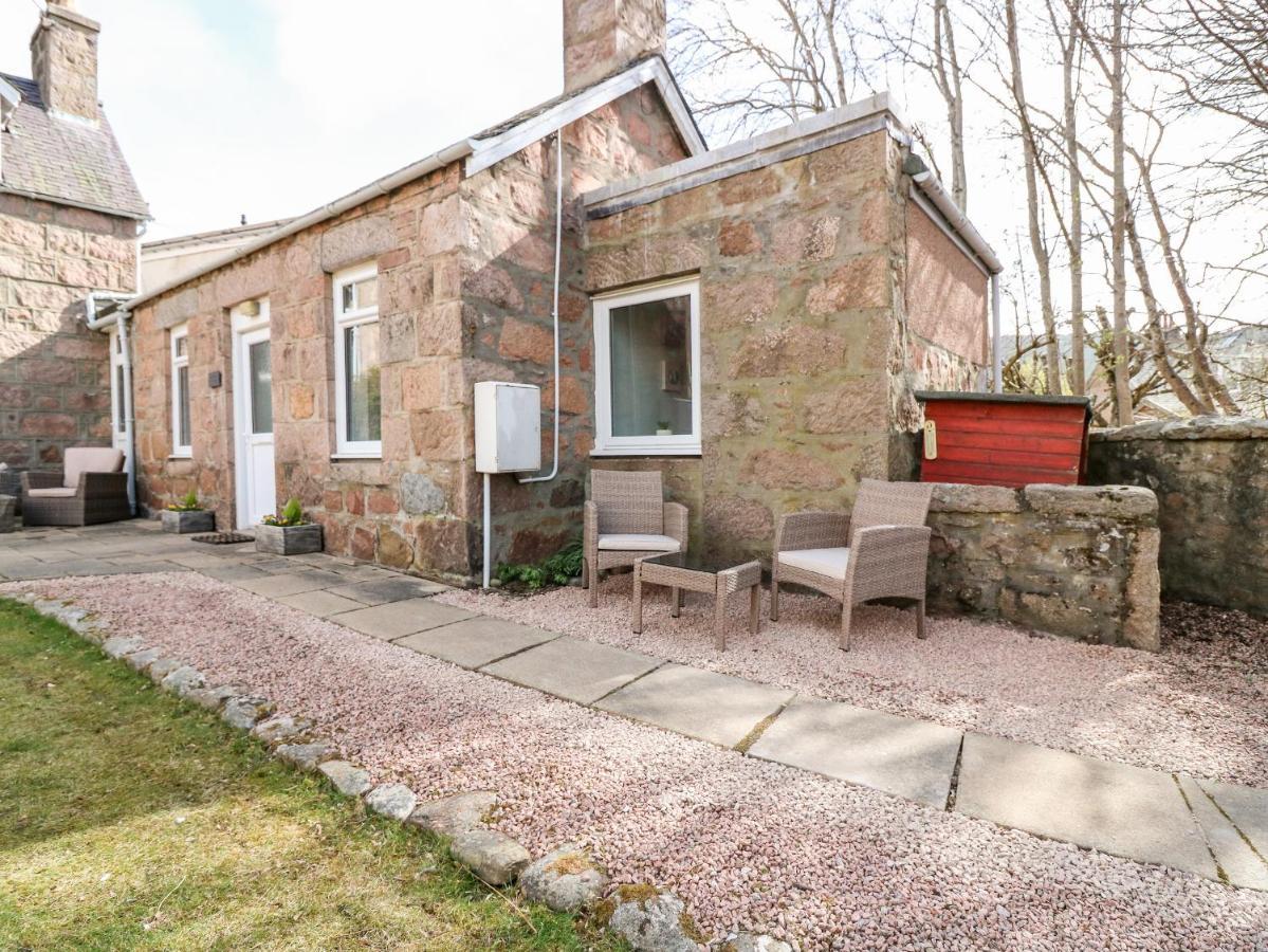 Gairnlea Cottage Ballater Extérieur photo